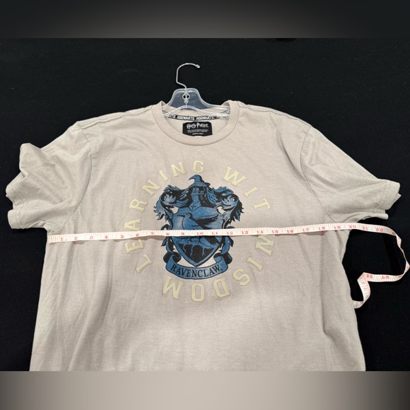 Official Harry Potter: Ravenclaw Learning, Wit, Wisdom T-Shirt (Large) - Picture 6 of 6